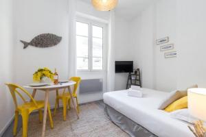 ETATS UNIS 893 - Studio on Seafront in Old Town