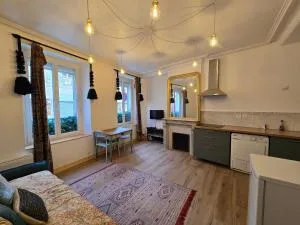 La Glycine - 库洛米耶