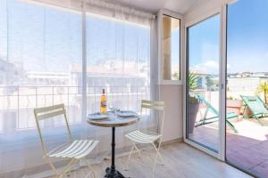 LAMARTINE - Studio w terrace and AC Very central