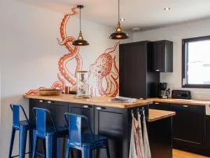 Villa familiale, commerces à pied, mer à 5 min - 庞韦南