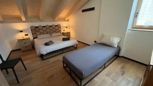 Dolomiti Lake View Apartments