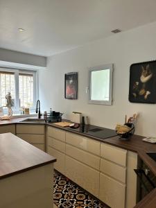 Villas MAISON de VILLE COSY EN PLEIN COEUR DE GRAMAT : Villa 2 Chambres