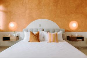 Española - Apartamentos España