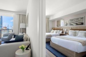 2002 One bedroom unit for 4 Ppl next to Kaseya Center with Gym and Pool in Downtown Miami