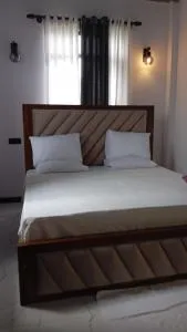 Skyline & bitcoin coffee lodge - Васкадува