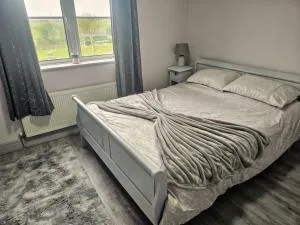 Enniscrone Guest Rooms - 恩尼斯克朗