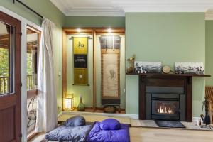 Sakura Calm Cozy and Close to Nature