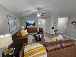 Cozy Charming Cottage-Style Home - 4hvězdičkové hotely ve městě Hamilton