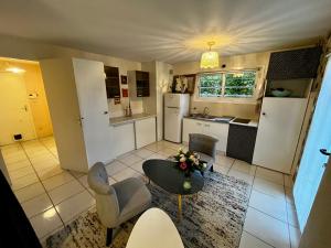 Maisons de vacances Spacieuse maison familiale avec piscine privee : photos des chambres