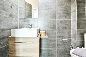 Cozy Flat in Central Athens - Papaver