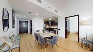 Vacationer Holiday Homes I Royal 2 Bed on 14th Floor l Dubai Marina