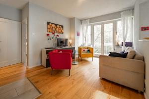 Forsthaus Wohnung 1 6 PAX Kamin & Waldluft