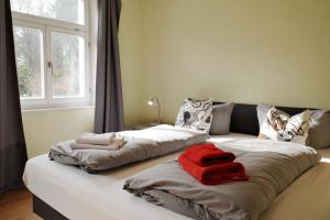 Forsthaus Wohnung 1 6 PAX Kamin & Waldluft