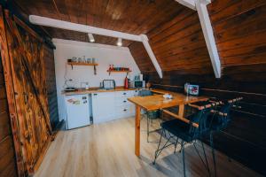 Mert Bungalov-Ay Evi