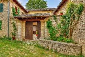 Archontiko Rapti Stone Traditional House - Vradeto