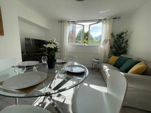 Tower Bridge City Haven King En-suite with Parking