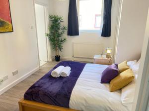 Tower Bridge City Haven King En-suite with Parking