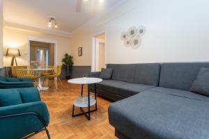 Houseloft White Tower Icon