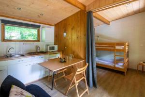 Campings Chalet 3 etoiles - Piscine - ccbbbdd : photos des chambres
