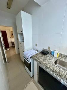 Apartamento a 200m da Praia do Forte - Cabo Frio