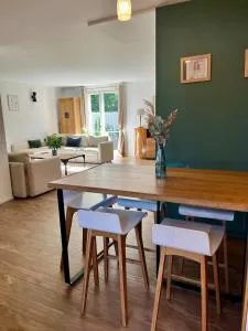 Paris-Montrouge, dans une allée privée, Métro - مالاكوف