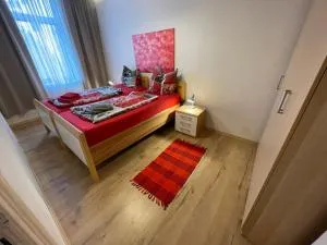 Gemütlich & Zentral - Familien-Oase mit Balkon,Waschmaschine, Trockner für 4 Personen - Bremerhaven