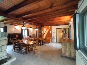 Maisons de vacances Gite les Baudy - group for 20 people : photos des chambres