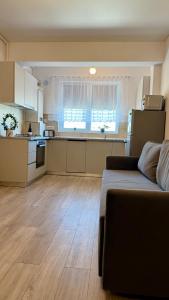 Deterra Studio 70 next to Metro Station Berceni