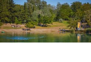 Campings mobilhome au domaine des iscles emplacement 137 : photos des chambres