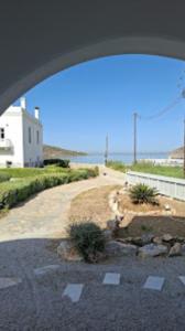 Thomas Villas on the beach Katapola