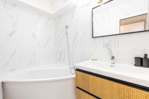 GuestReady - Stylish Stay in the Heart of Javel