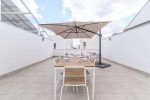 Villa Perla de Pilar - Private pool and rooftop near Beach - by Oyoostays