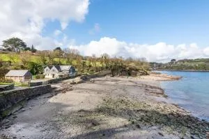 The Boathouse Gillan - Constantine
