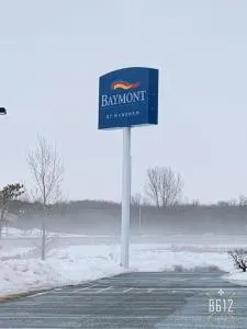 Baymont Inn Baldwin - 梅诺莫尼