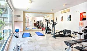 Tropical Escape on 38