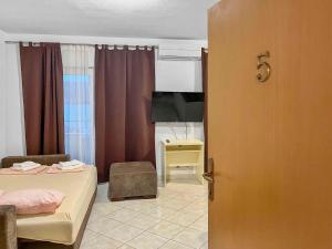 Apartment in Okrug Gornji 6130