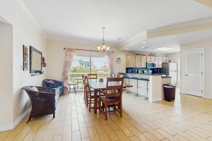 Bay Dancer Condominiums Unit 5