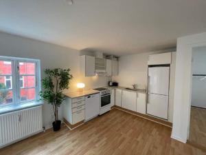 Lovely apt in center
