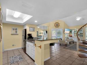 Hidden Dunes Cottage 213 by Newman-Dailey
