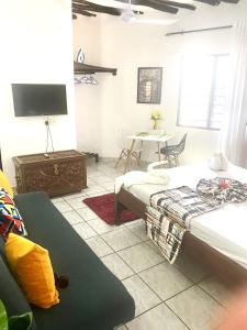 Sana Sana Holiday Apartments Mombsa Diani Beach