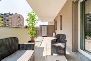 New bamboo holiday home Bergamo airport trade fair