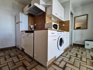 Résidence Les Cyclades - 2 Pièces 6 couchages PORT LEUCATE. Réf: 2CYC_10A MAE-5694