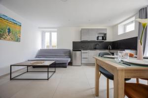 Le Royal Dole - Parking Gratuit - Appartement Moderne & Cosy