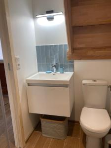 Appartements Charmante petite maison a Saille, village classe proche plages : photos des chambres