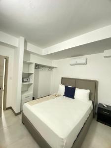 Hotel Checkin El Cortecito Beach