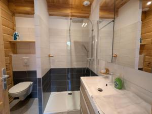 Chalets la brume des cimes : photos des chambres