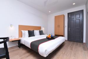 Townhouse Rudra Inn Near Chhatarpur Metro Station
