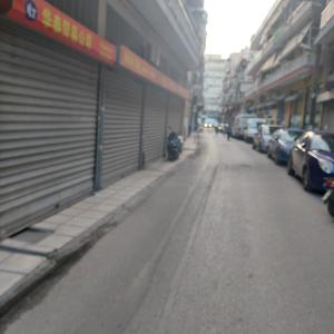 Small budget studio center1