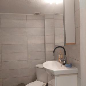 Small budget studio center1