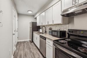 Crest at East Cobb 1832A I Spacious 1Bd 1 Bth